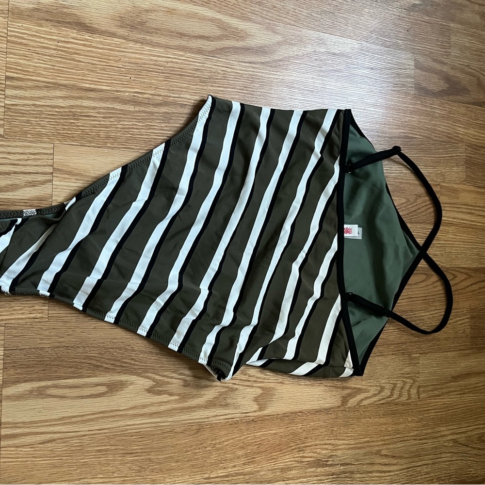 Solid & Striped The Sandra Striped Swimsuit - Arm… - image 3